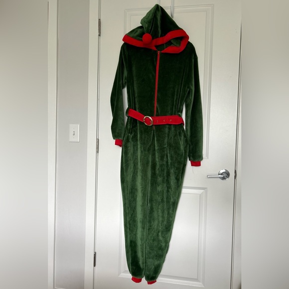 Women’s Green and Red Elf Christmas Onesie Pajama with Belt and Hood| Size Small - Picture 6 of 10